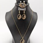 Découvrez le Parure Coloré G-Rond en Acier Inoxydable